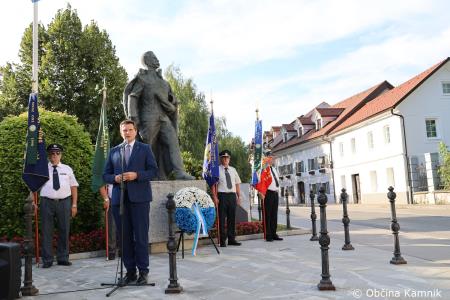 Slovesno polaganje cvetja ob 90. obletnici smrti Rudolfa Maistra - Vojanova (20)